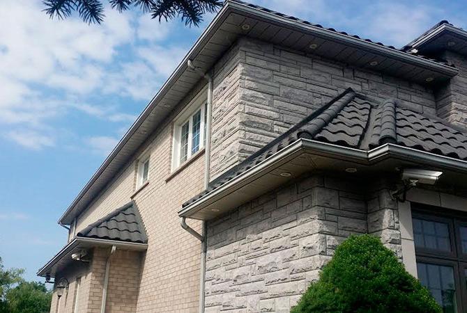 https://meexteriorsolutions.ca/wp-content/uploads/2023/07/Eaves.jpg