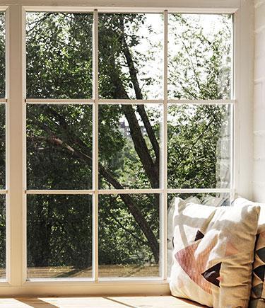 https://meexteriorsolutions.ca/wp-content/uploads/2025/03/Window-Solutions.jpg